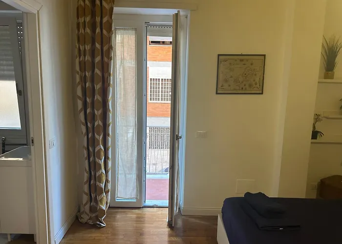 Golden House * Roma